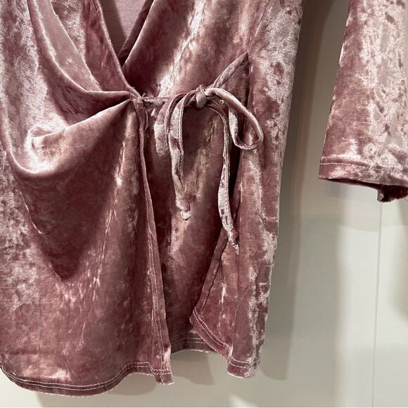 Inner Beauty Pink Velvet Wrap Top | Size Medium - Picture 3 of 5